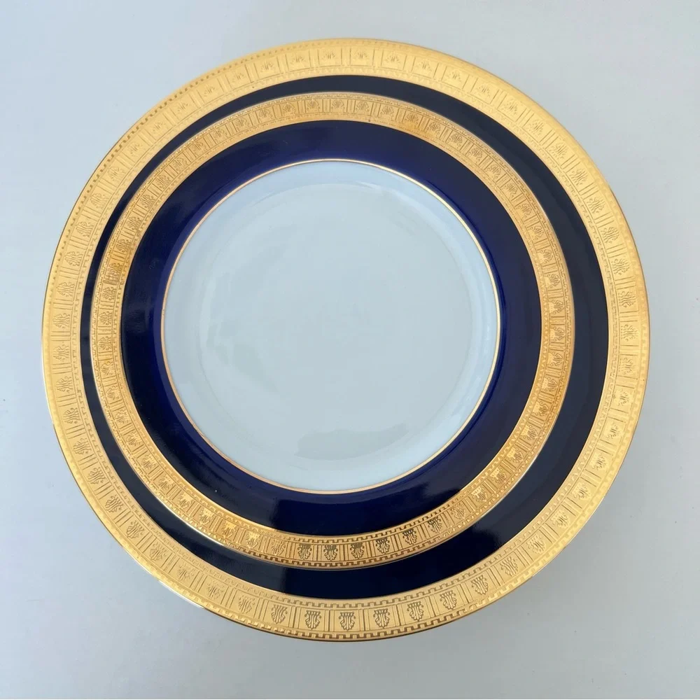 YAMASHIGE Japan 8 Pc Cobalt Blue Gold Encrusted Dinner w Salad Plates Porcelain